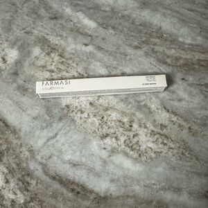 🆕 Farmasi eye pencil